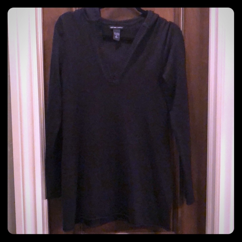 Black hooded tunic sweater